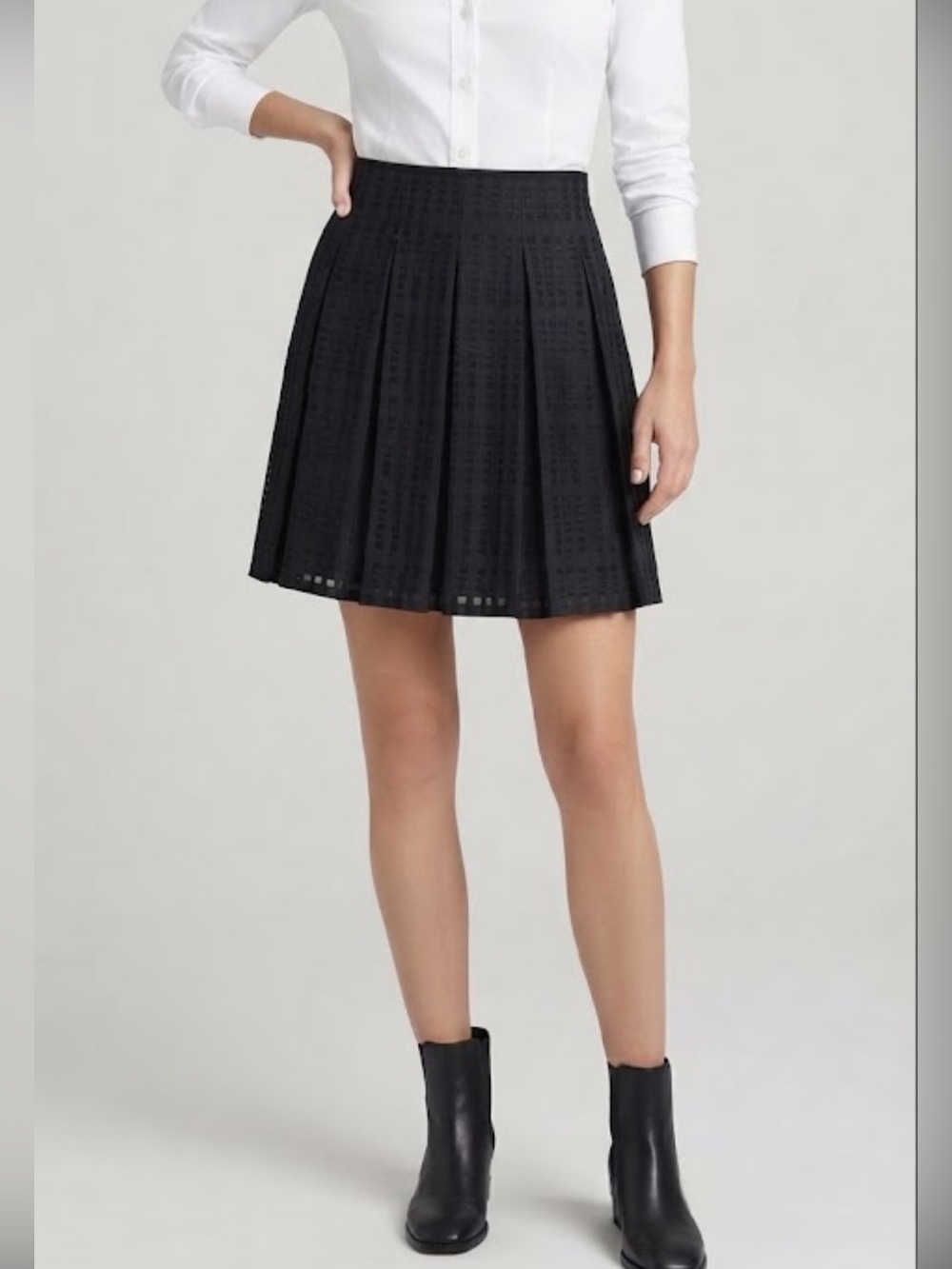 Vince black plaid pleated skirt